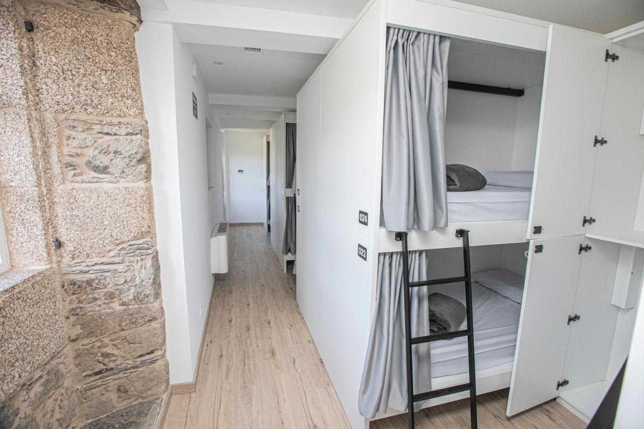 Albergue A Fabrica Lavacolla Kültér fotó